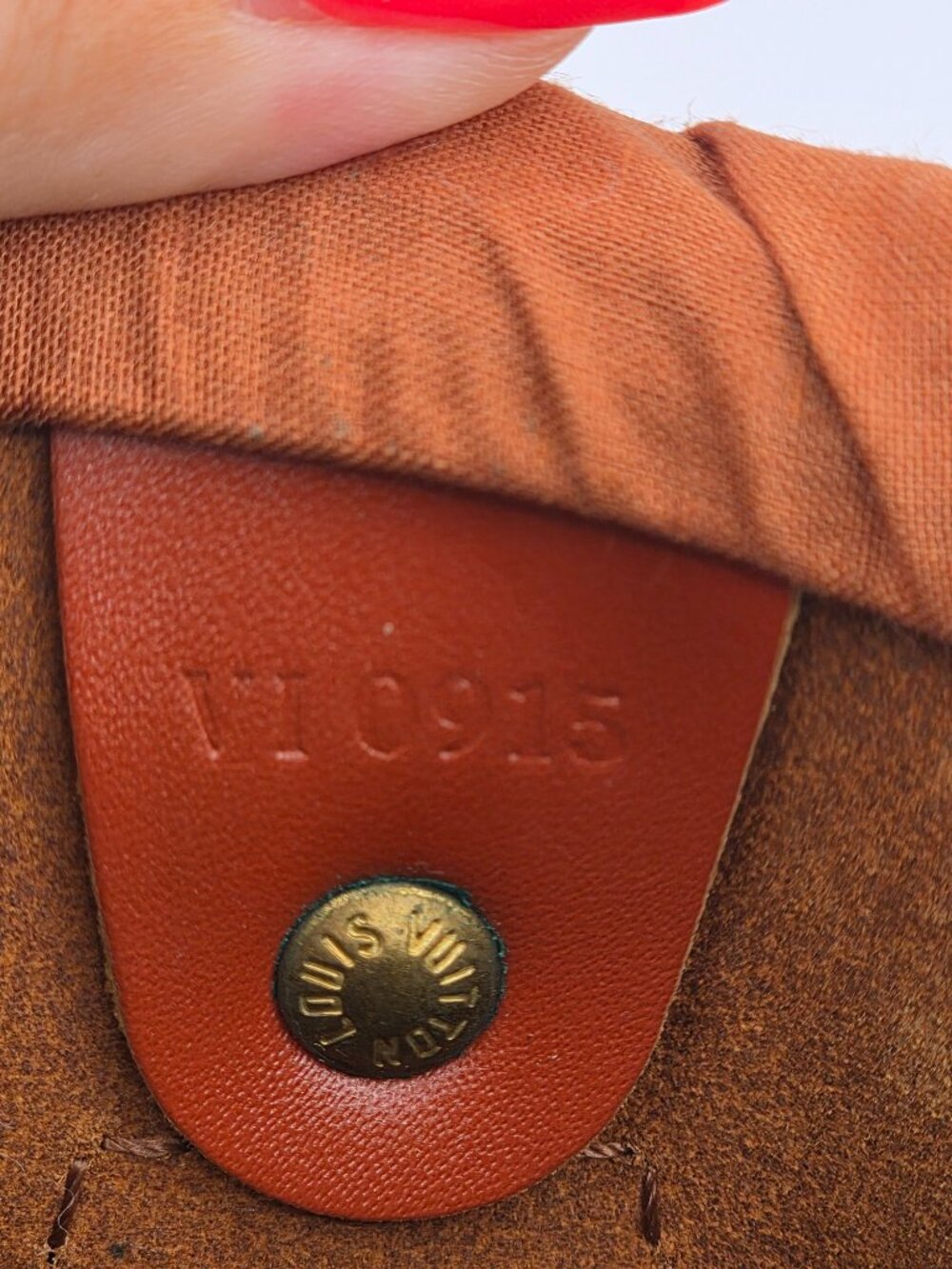 Louis Vuitton Speedy 30 – Epi Leather | Kenyan Fawn Brown | Vintage 1995 - Picture 10 of 12